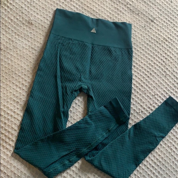 Balance Athletica Energy Legging - Picture 1 of 2